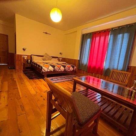 Toshim Homestay Sangla ภายนอก รูปภาพ