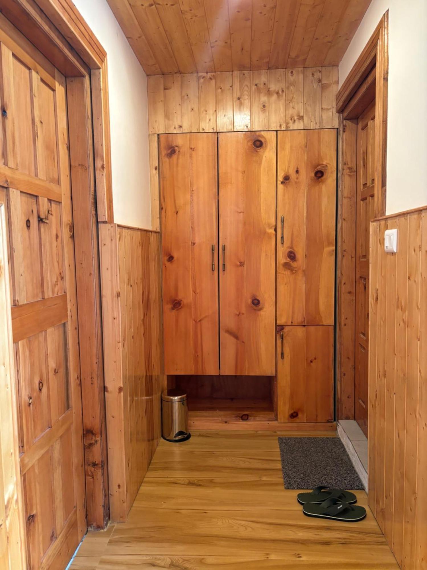Toshim Homestay Sangla ภายนอก รูปภาพ